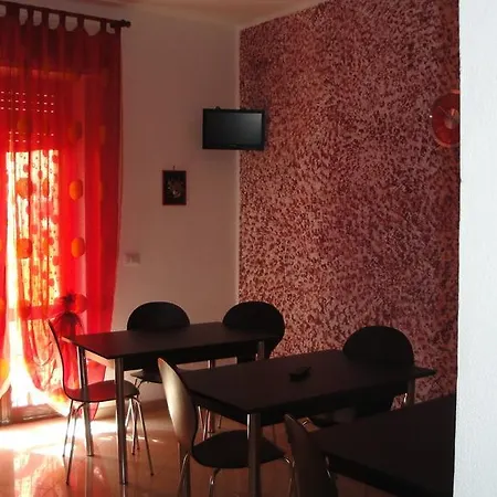 B&B A.l.g.a 알게로